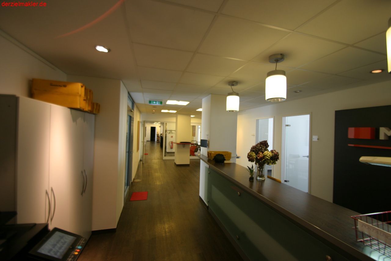 Großzügige, angenehme Büroeinheit mitten in der Elberfelder City.