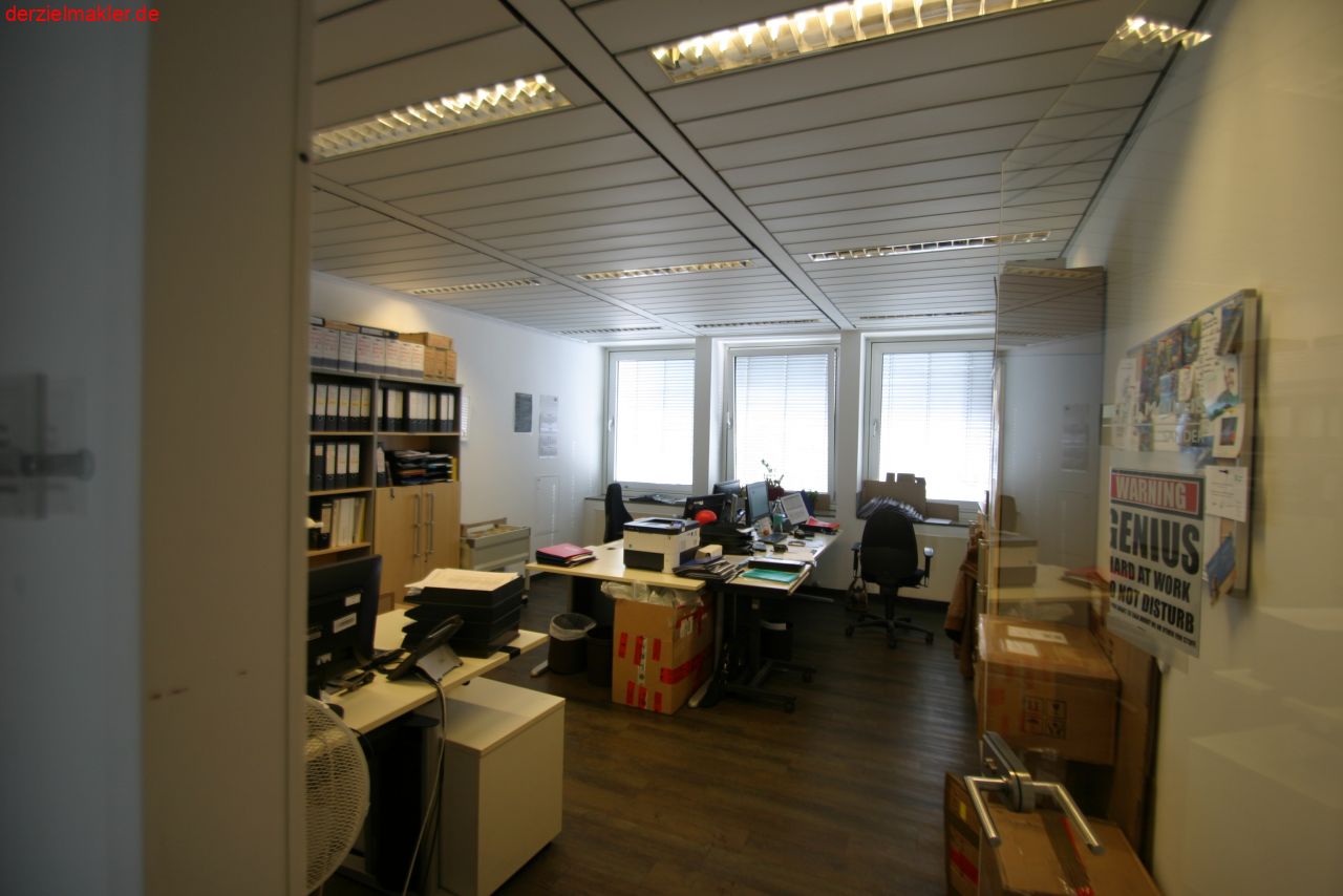 Großzügige, angenehme Büroeinheit mitten in der Elberfelder City.