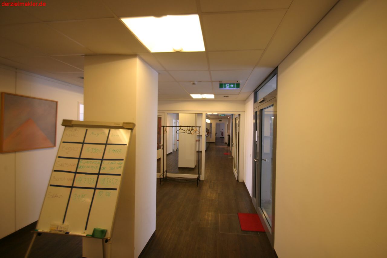 Großzügige, angenehme Büroeinheit mitten in der Elberfelder City.