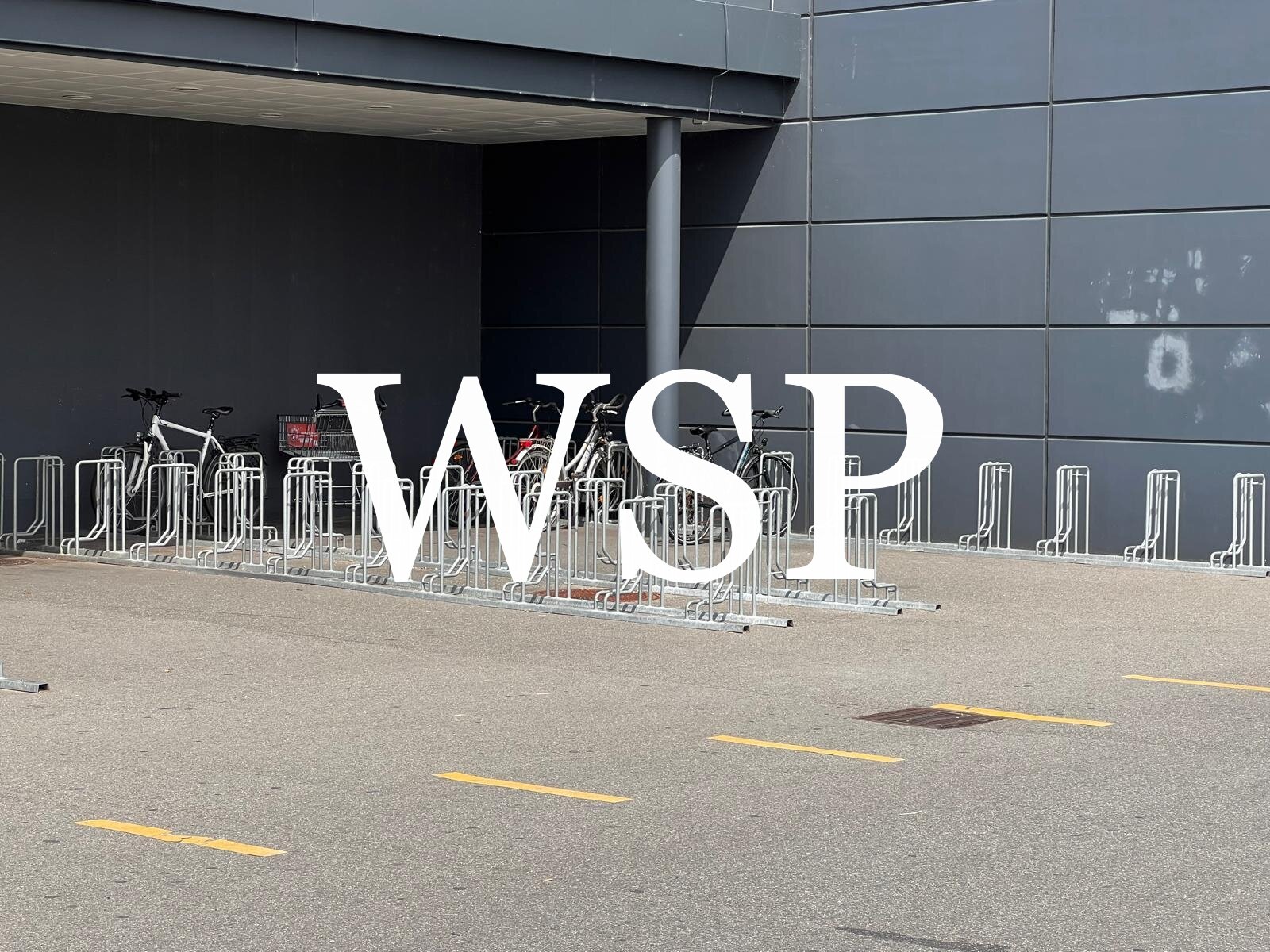 WSP: *Büro- Praxisfläche direkt im Einkaufszentrum mit eigenem Zugang***