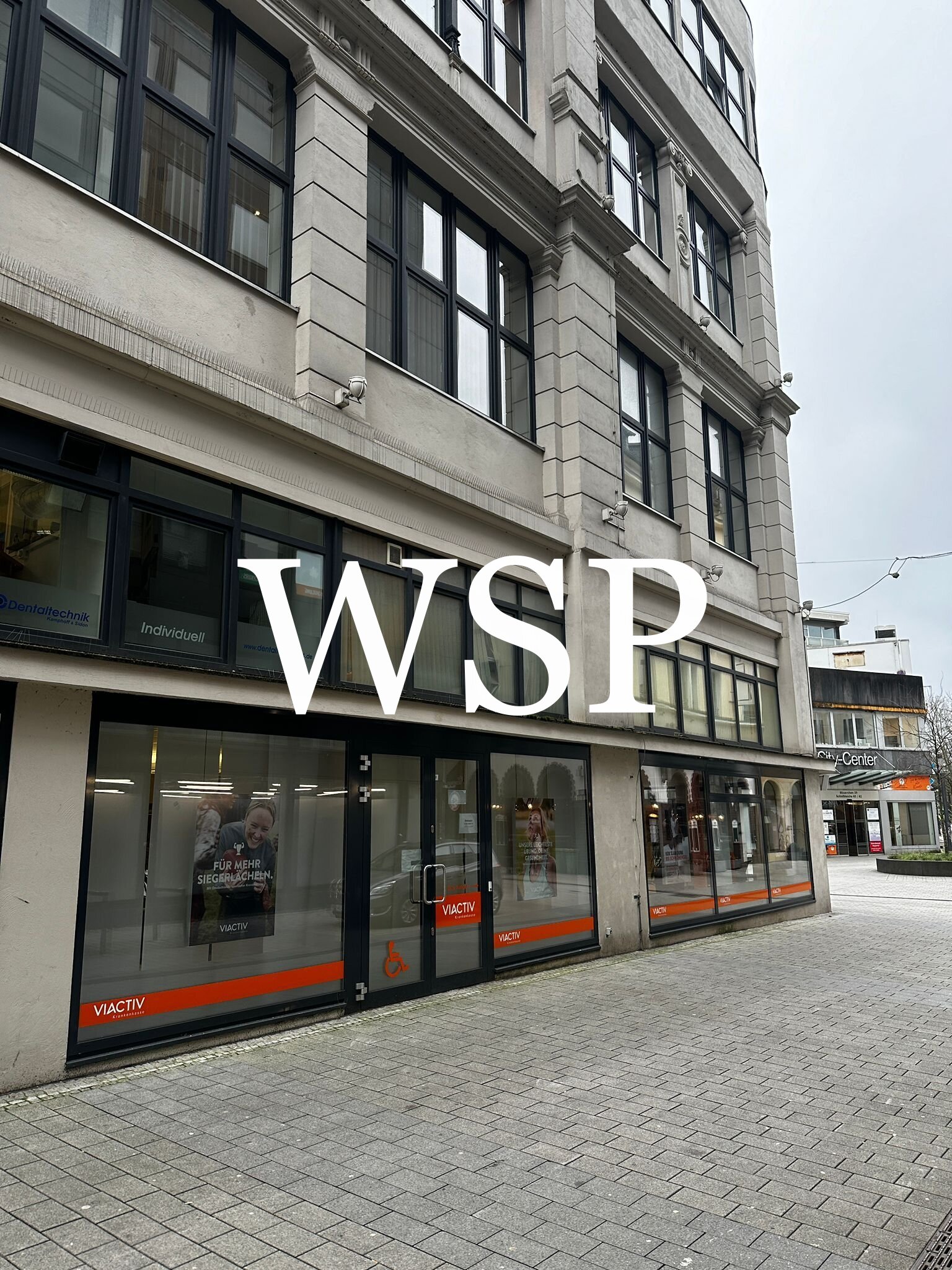 Direkt am Armin.-T.-Wegner-Platz | Raum für Ihre Ideen