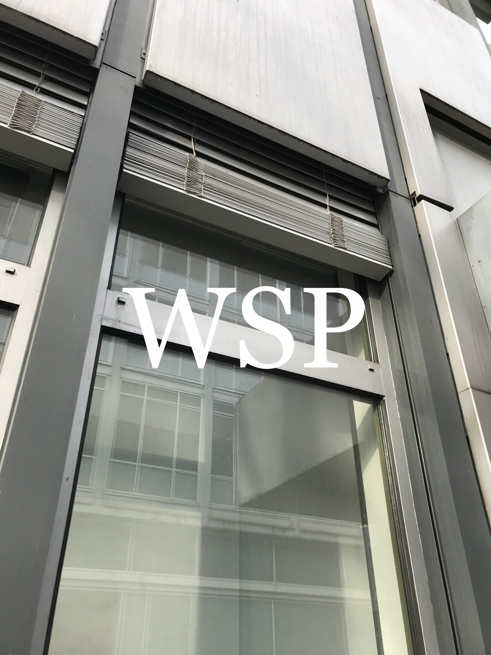 Die Einfahrt zur Fußgängerzone *** mit präsentem Ladenlokal direkt nutzen