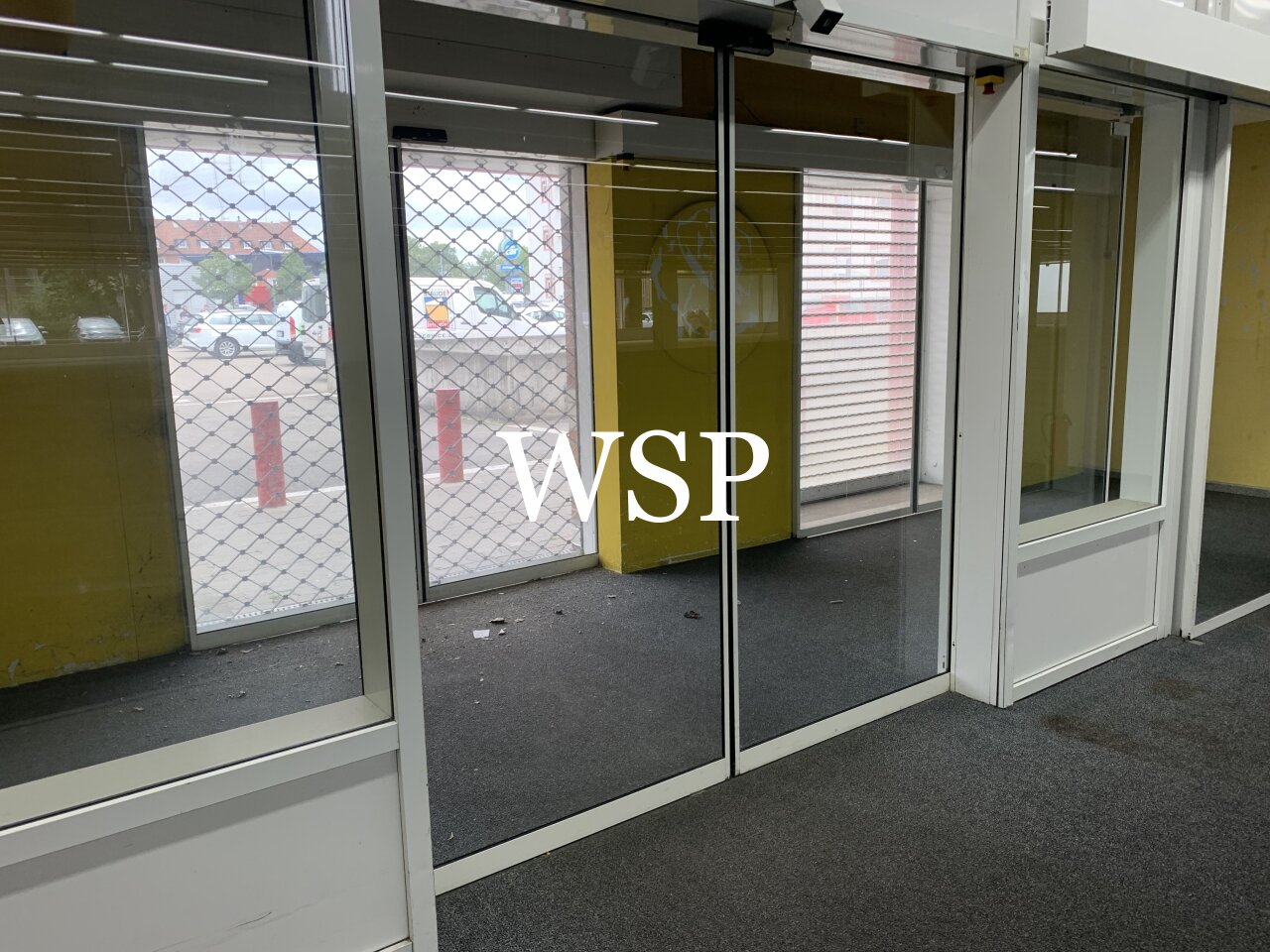 ***Sichtbarkeit? Stellplätze? Große Fläche? Alles vorhanden - direkt an der Vahrenwalder Straße***