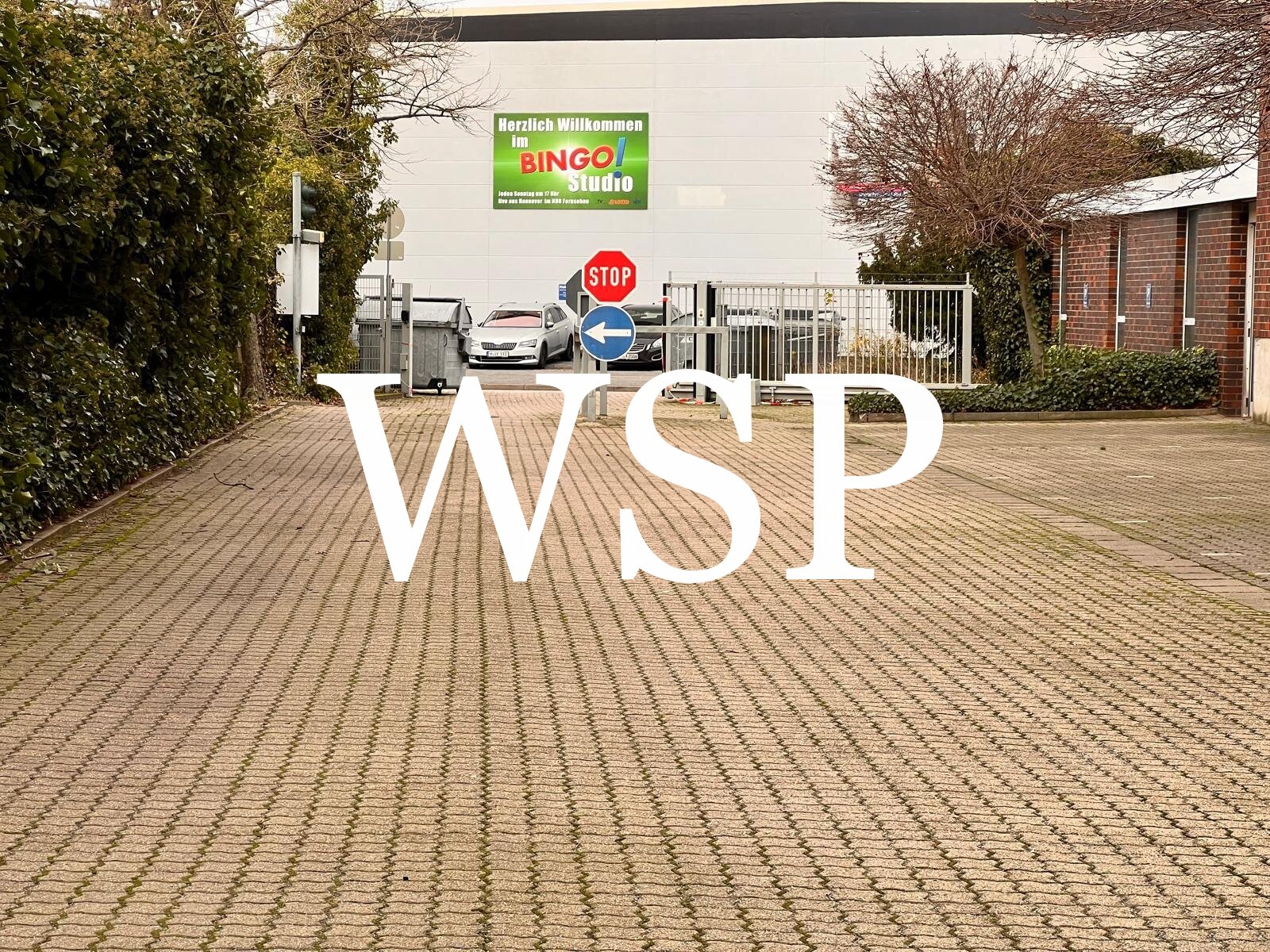 ***Pflege? Klinik? Wohngemeinschaft? *** Oder etwas ganz anderes? ***