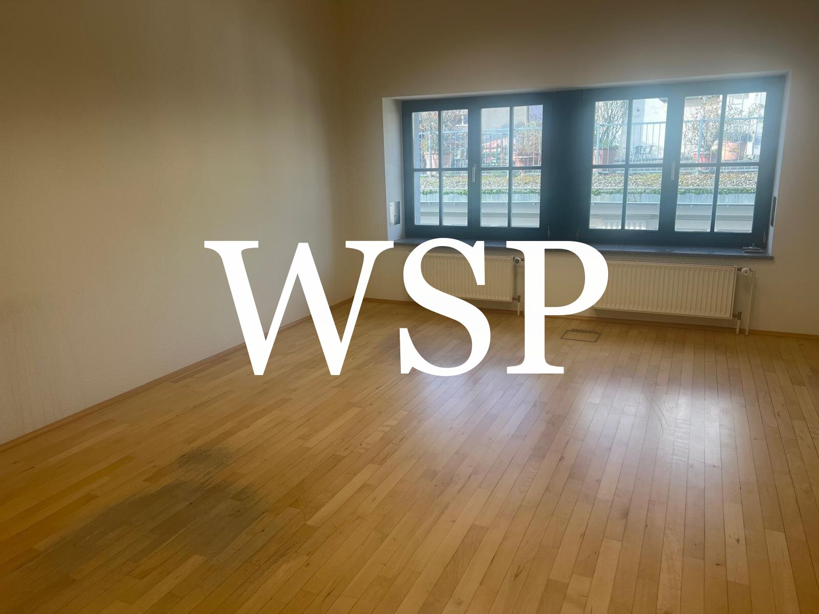 WSP: Büro- und Geschäftsgebäude mit modernem Flair und Ausblick auf die Schwebebahn***