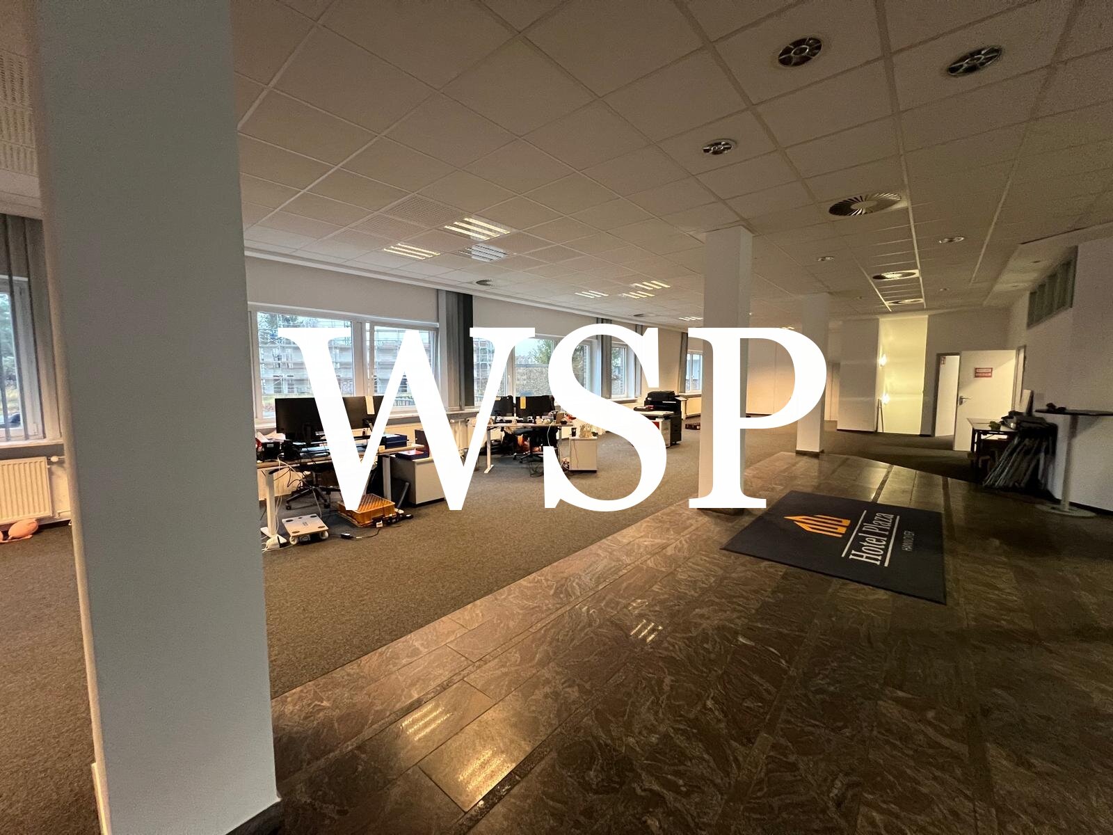 WSP: Attraktives Ladenlokal in Top-Sichtlage an der Vahrenwalder Straße 