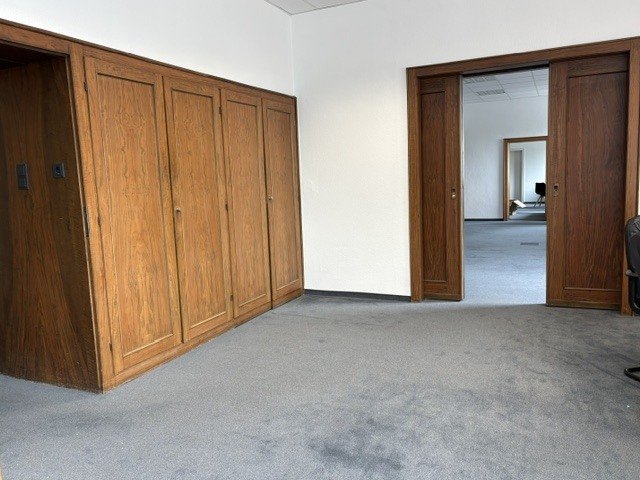 Repräsentative Büroflächen mit Charakter im ehemaligen Verwaltungsgebäude an der Vahrenwalder Straße