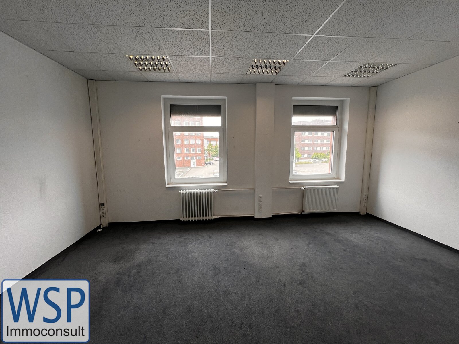 Repräsentative Büroflächen mit Charakter im ehemaligen Verwaltungsgebäude an der Vahrenwalder Straße