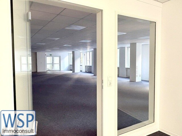 Repräsentative Bürofläche in 1A-Lage – Arbeiten mit Weitblick am Limbecker Platz in Essen