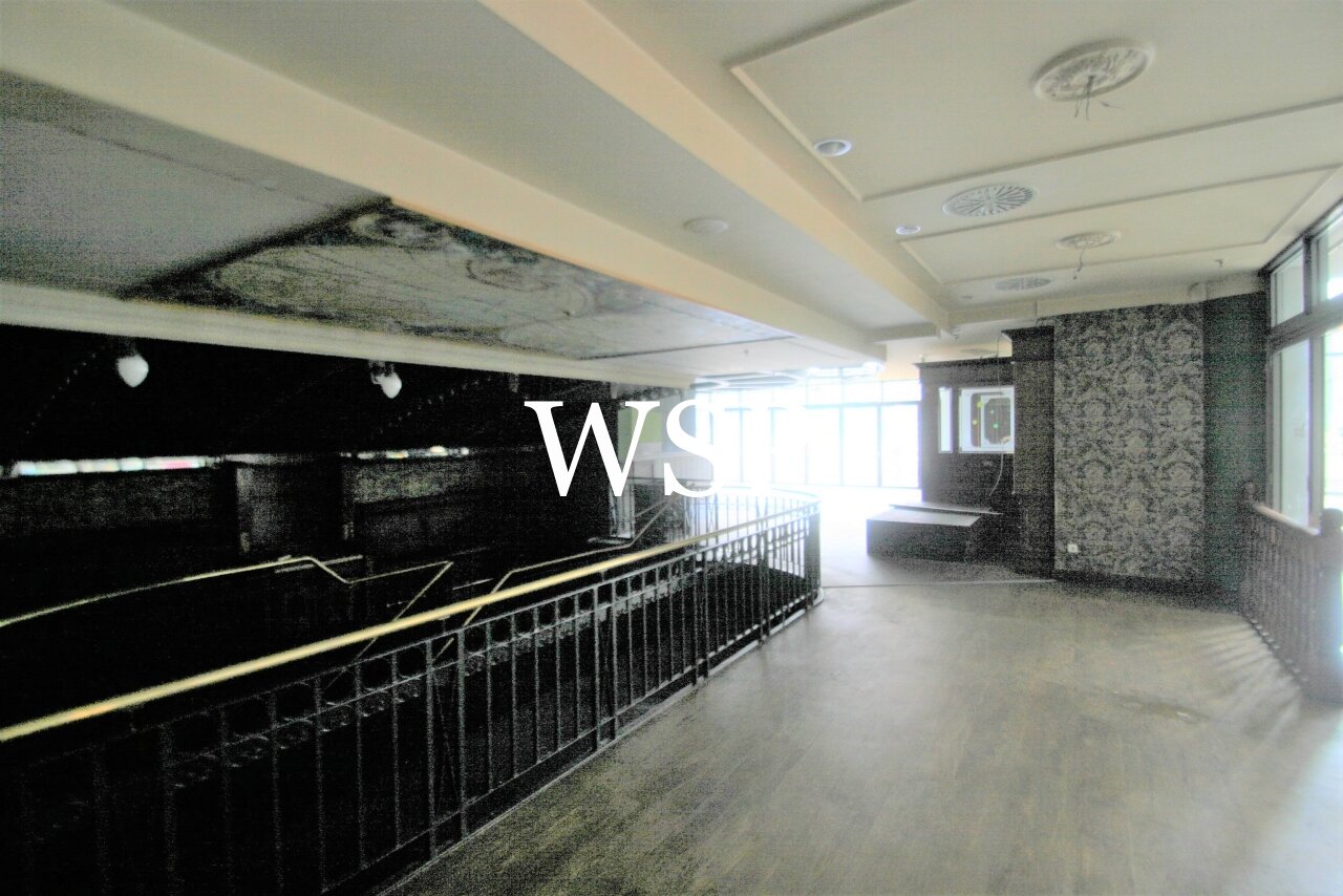 Gastraum (2) Gastraum (2)