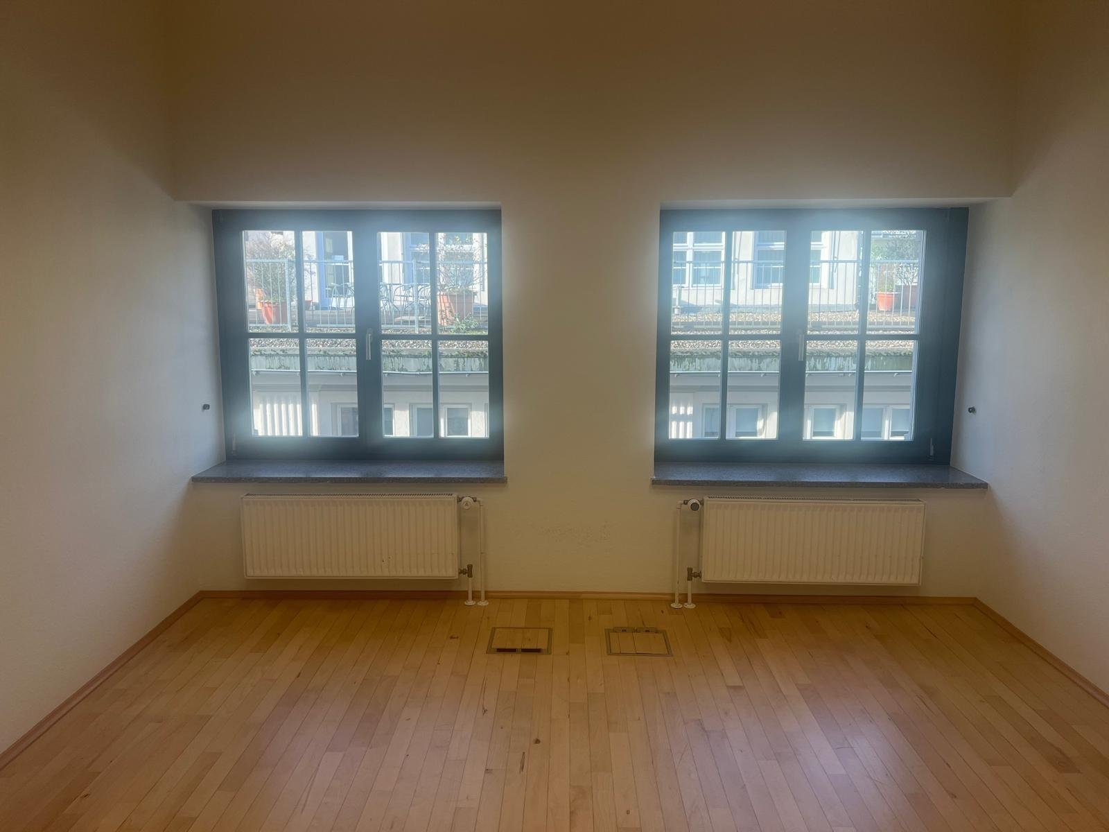 Wuppertal: WSP: Büro- und Geschäftsgebäude mit modernem Flair und Ausblick auf die Schwebebahn*** Wuppertal: WSP: Büro- und Geschäftsgebäude mit modernem Flair und Ausblick auf die Schwebebahn***